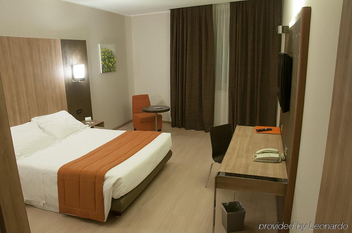 Thotel Lamezia ラメーツィア・テルメ エクステリア 写真