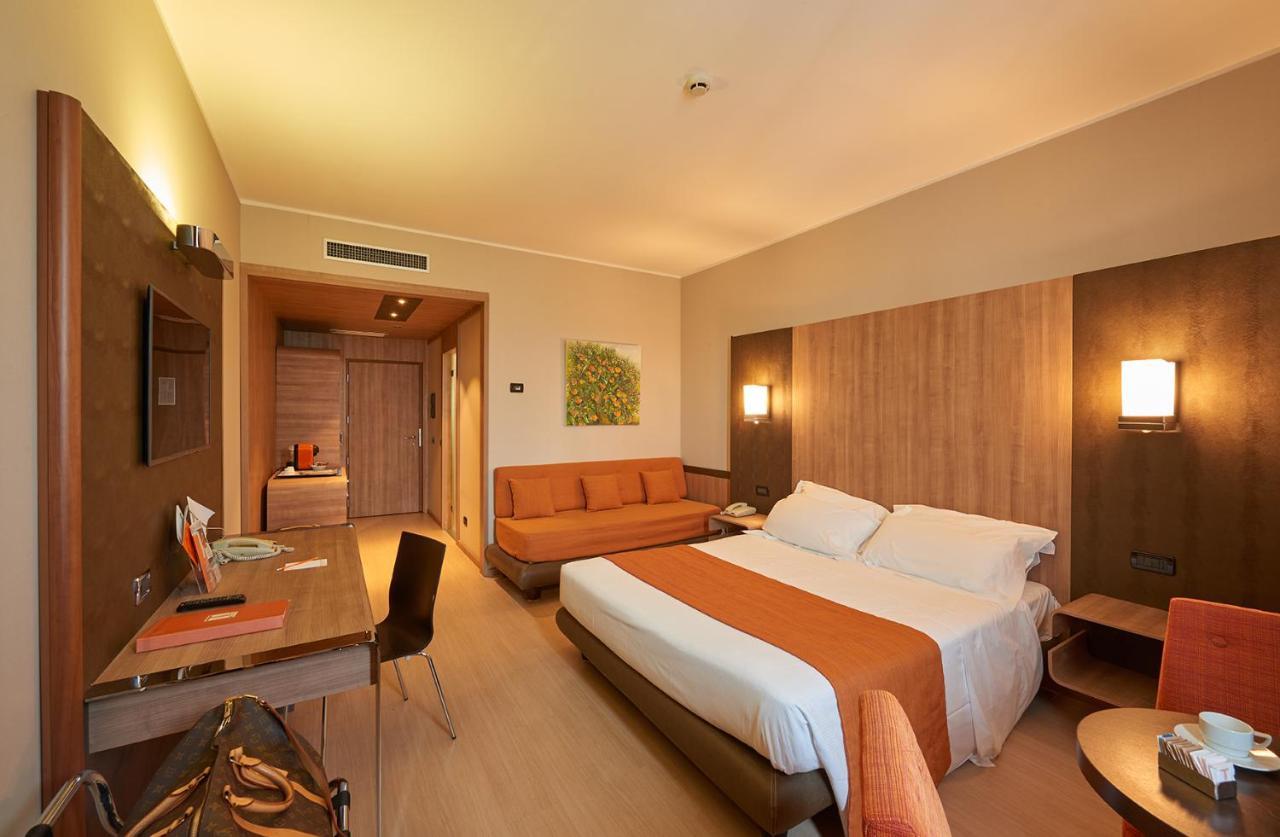 Thotel Lamezia ラメーツィア・テルメ エクステリア 写真