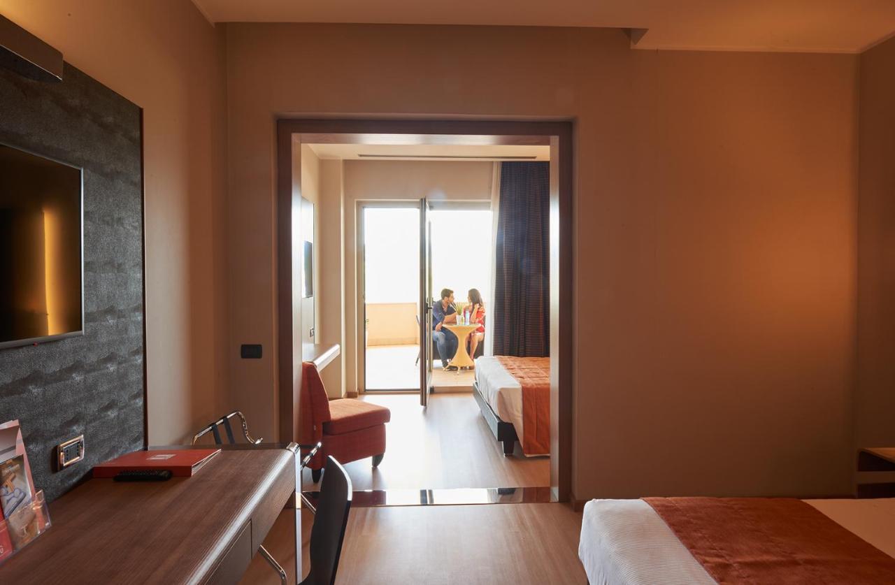 Thotel Lamezia ラメーツィア・テルメ エクステリア 写真